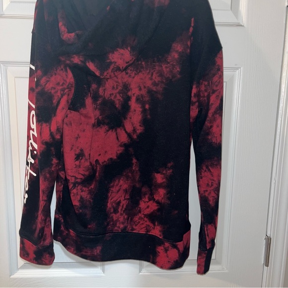 Young men’s Hollister hoodie - Picture 2 of 3